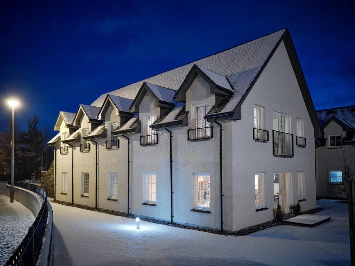 The Steadings, Aviemore Luxury 5 Star Rated 3 Bed With Home Cinema Garden And Parking Exterior photo